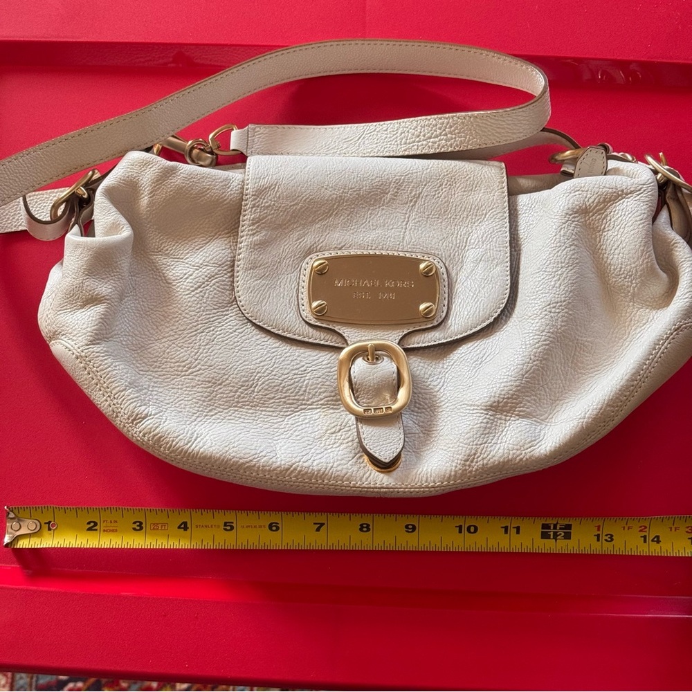 Michael Kors Cream Shoulder Bag with Gold Details